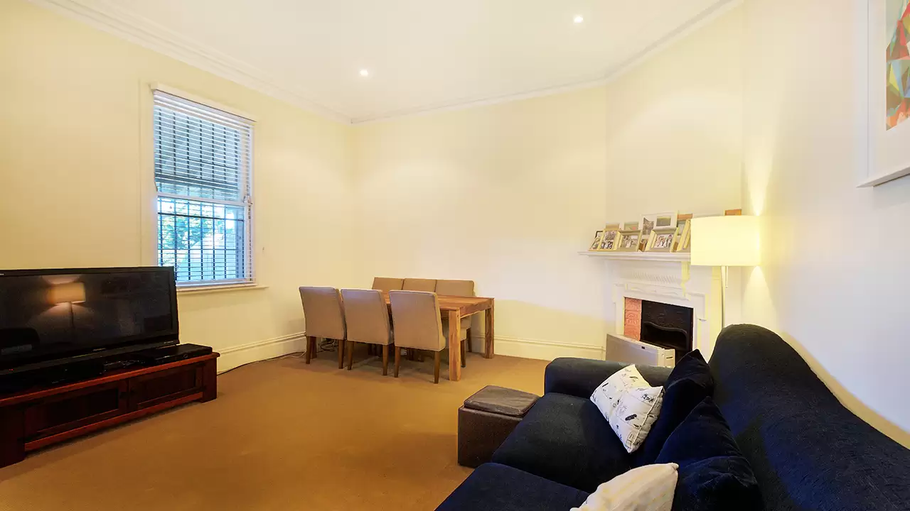 1/571 South Dowling Street, Surry Hills Leased by Bradfield Badgerfox - image 1