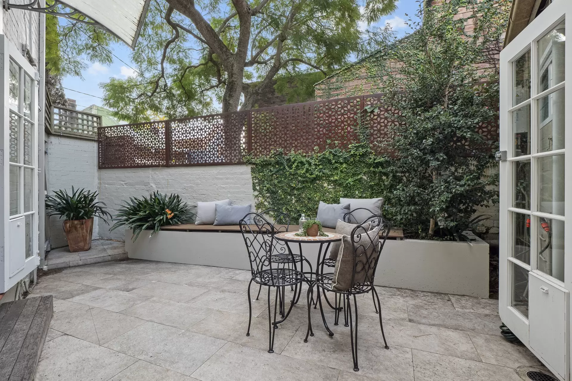 20 Sherbrooke Street, Darlinghurst Sold by Bradfield Badgerfox - image 1