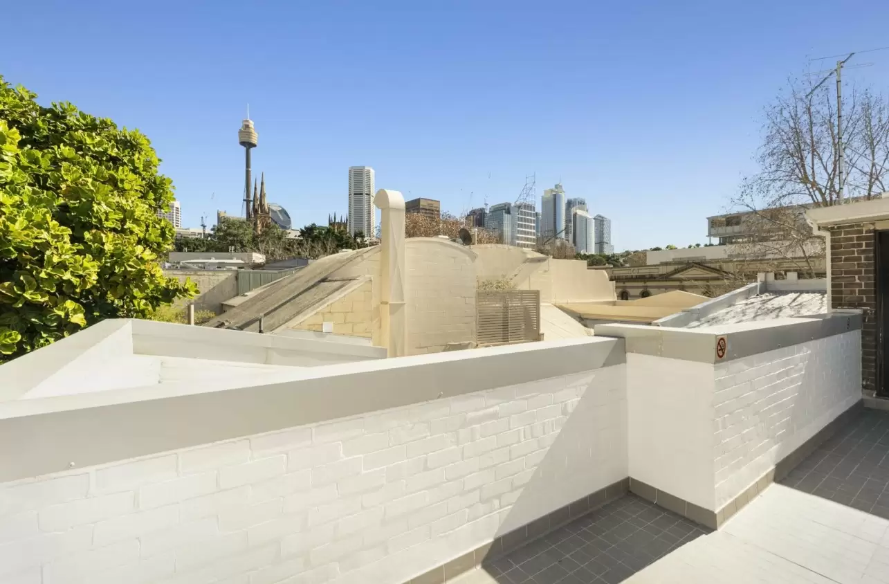 9/103 Cathederal St, Woolloomooloo Leased by Bradfield Badgerfox - image 1