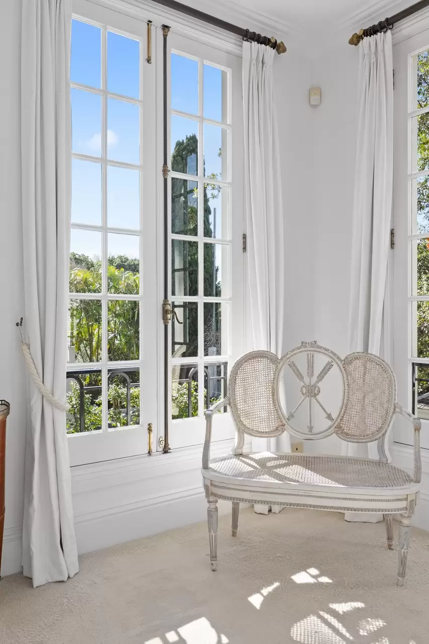 64-66 Salisbury Road, Bellevue Hill Sold by Bradfield Badgerfox - image 1