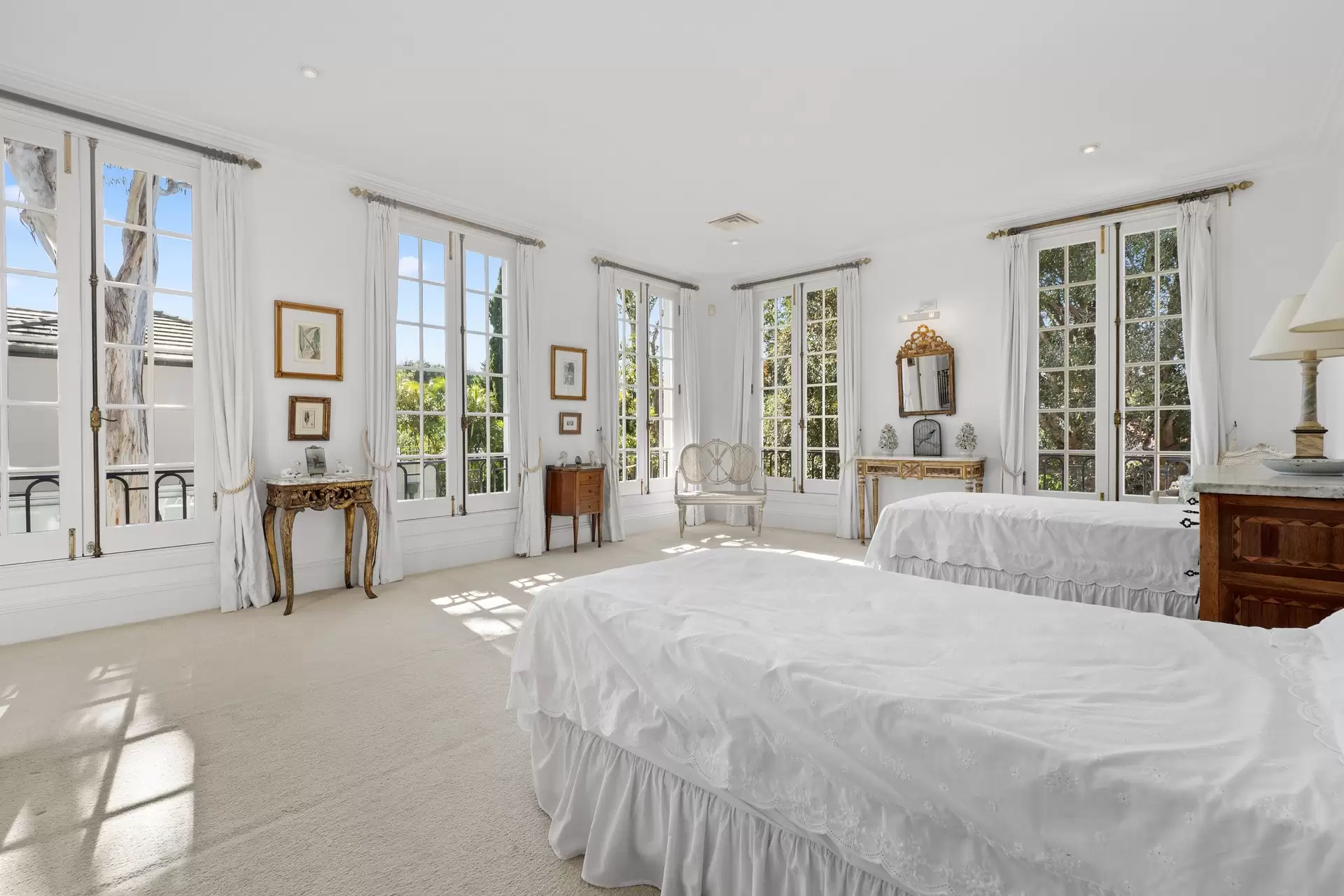 64-66 Salisbury Road, Bellevue Hill Sold by Bradfield Badgerfox - image 1