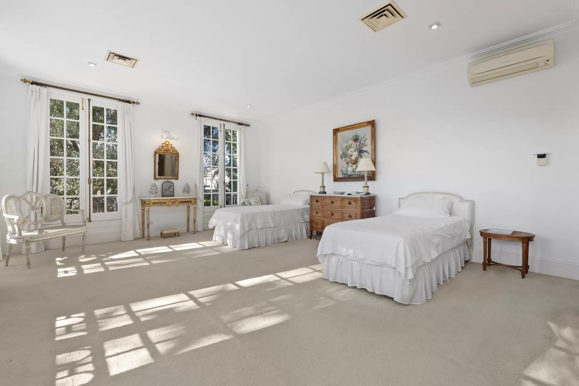 64-66 Salisbury Road, Bellevue Hill Sold by Bradfield Badgerfox - image 1