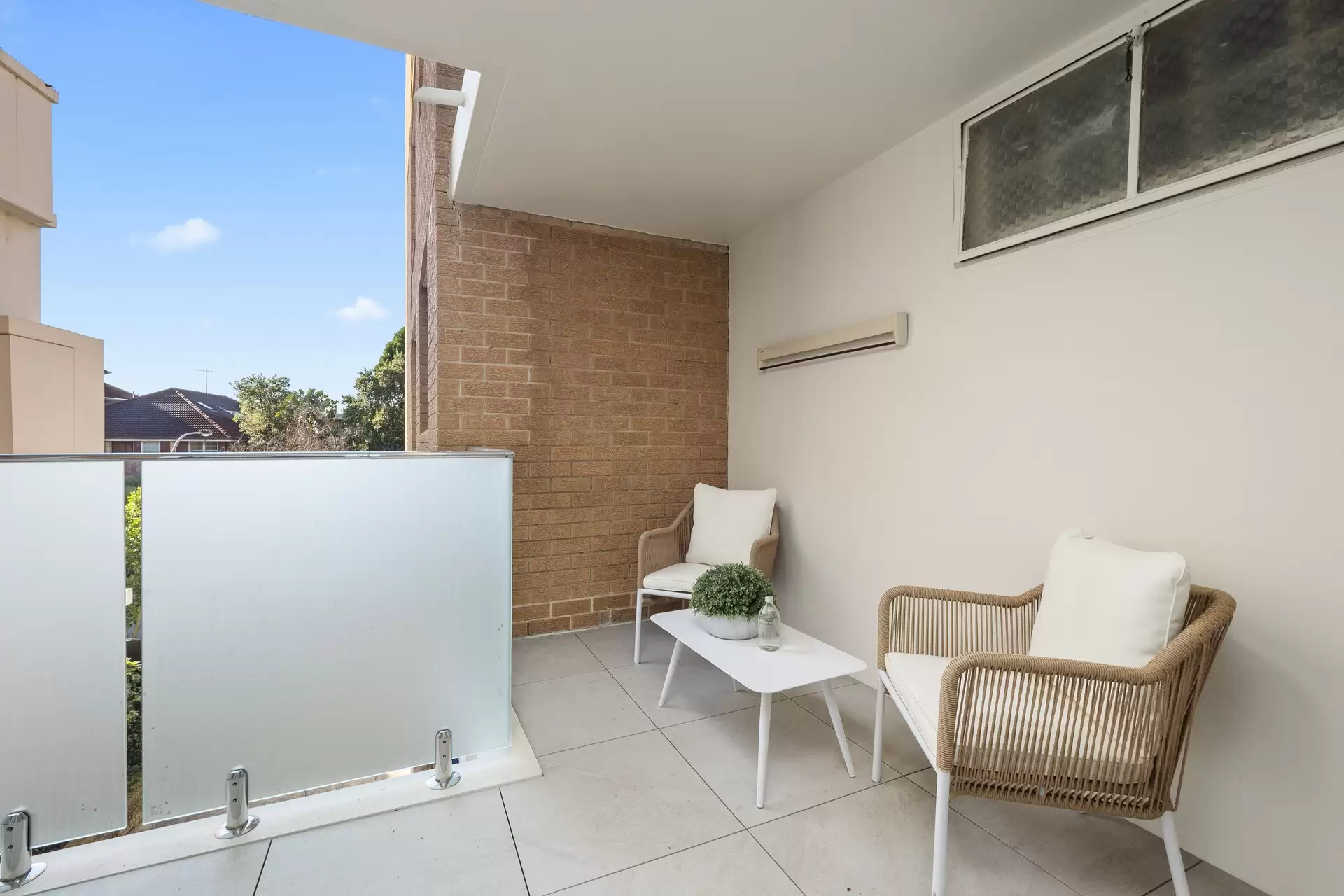 4/11-13 Penkivil Street, Bondi Sold by Bradfield Badgerfox - image 1