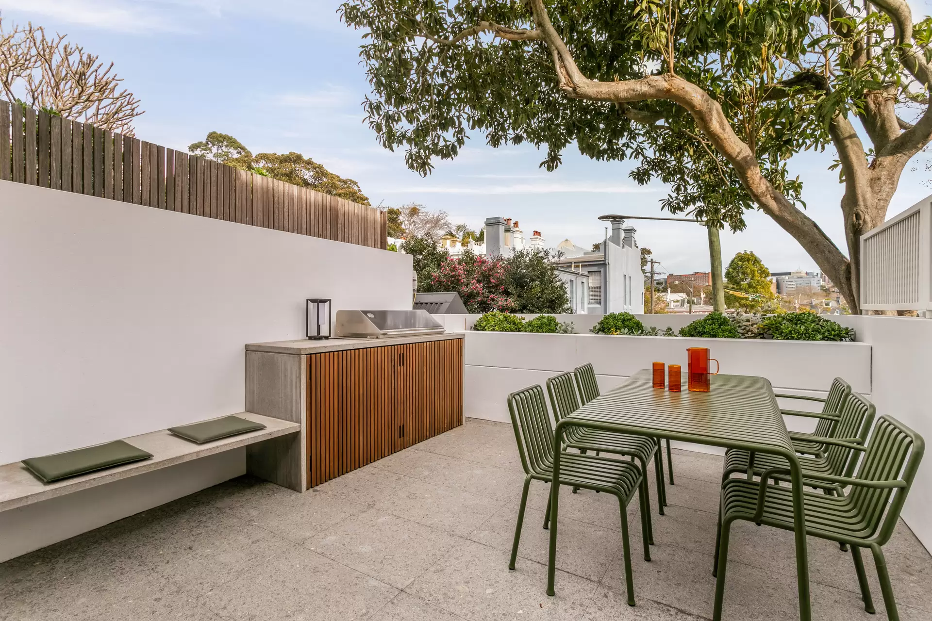 40 Cambridge Street, Paddington Sold by Bradfield Badgerfox - image 1