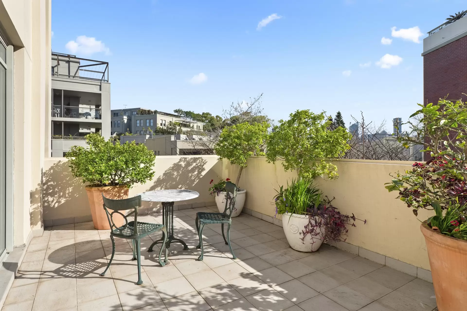 5/8 Young Street, Paddington Sold by Bradfield Badgerfox - image 1