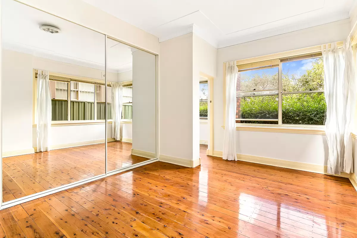 1/37 Bellevue Road, Bellevue Hill Leased by Bradfield Badgerfox - image 1