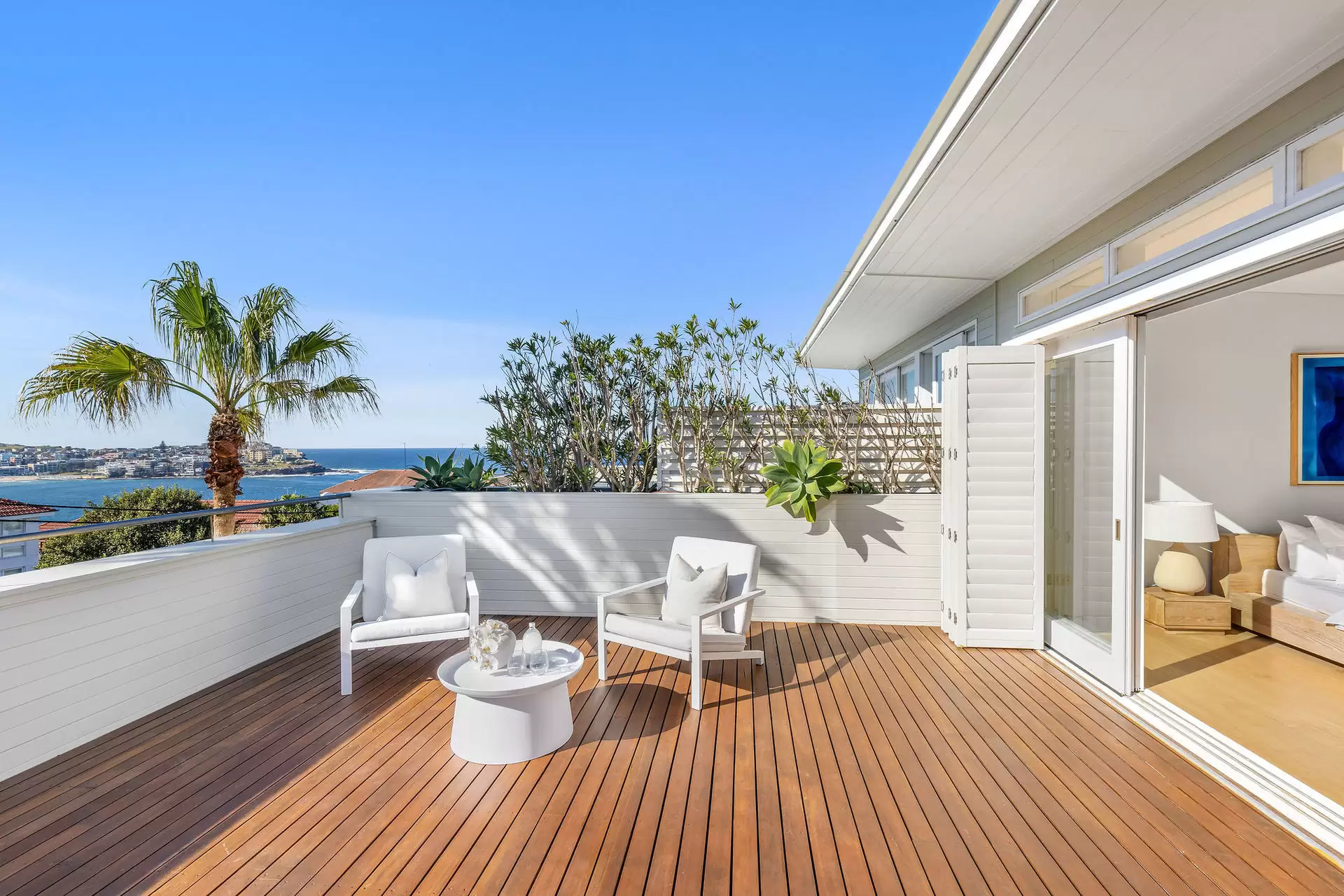 79a Fletcher Street, Tamarama Sold by Bradfield Badgerfox - image 1