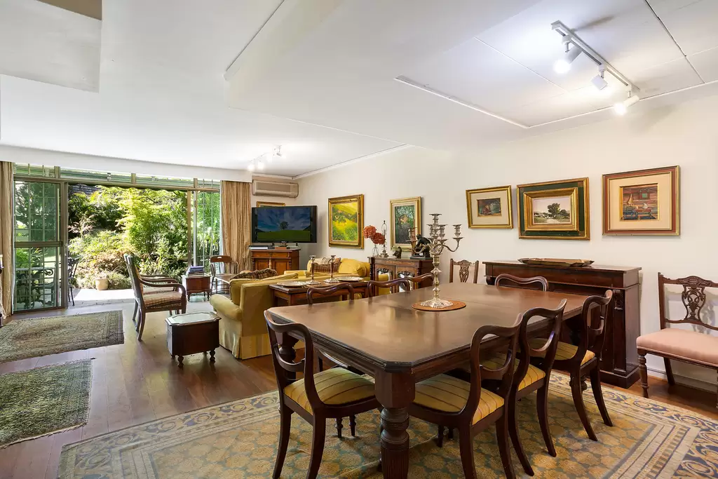 13/16-18 Rosemont Avenue, Woollahra Sold by Bradfield Badgerfox