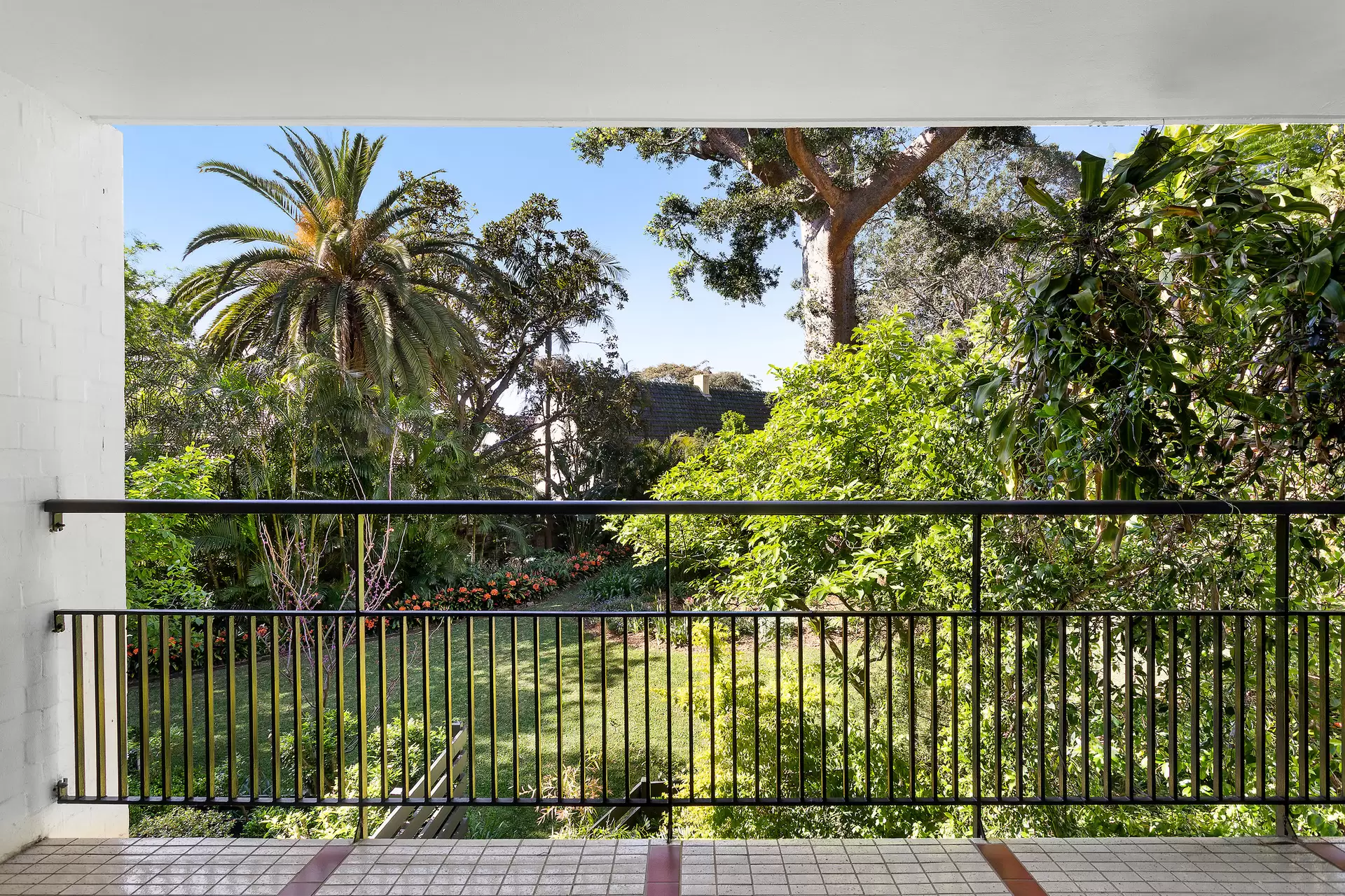 13/16-18 Rosemont Avenue, Woollahra Auction by Bradfield Badgerfox - image 1