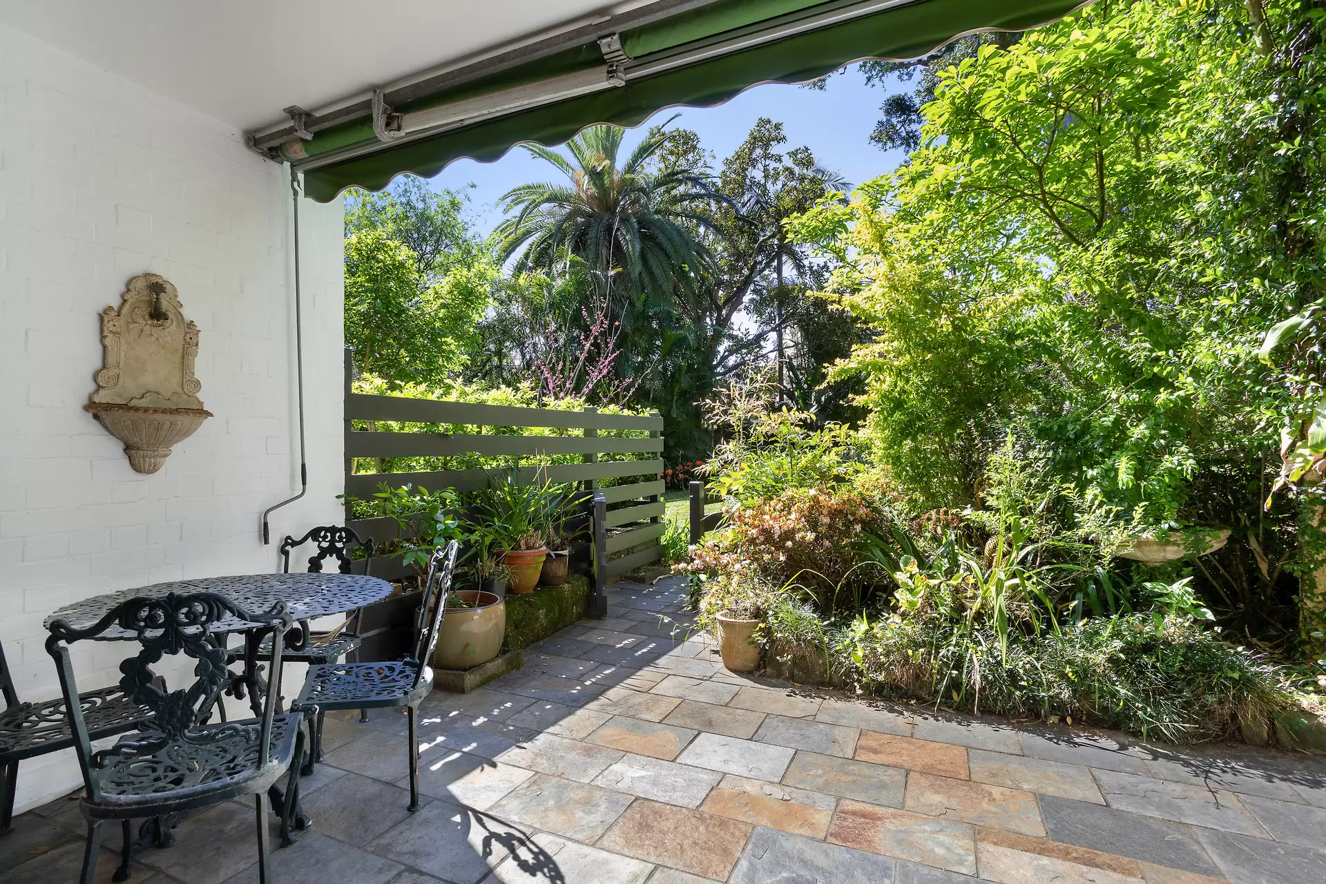 13/16-18 Rosemont Avenue, Woollahra Auction by Bradfield Badgerfox - image 1