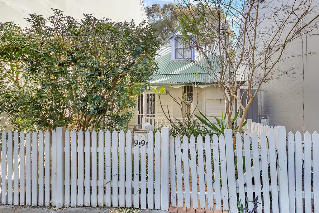 99 Greens Road, Paddington Leased by Bradfield Badgerfox