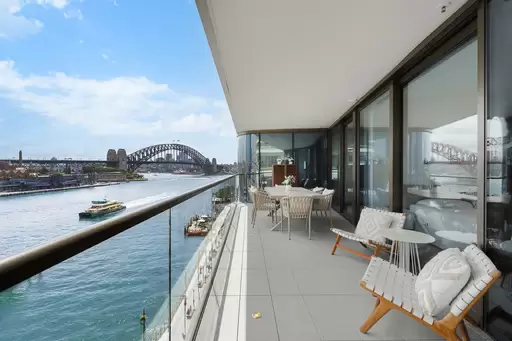 809/71-79 Macquarie Street, Sydney Auction by Bradfield Badgerfox