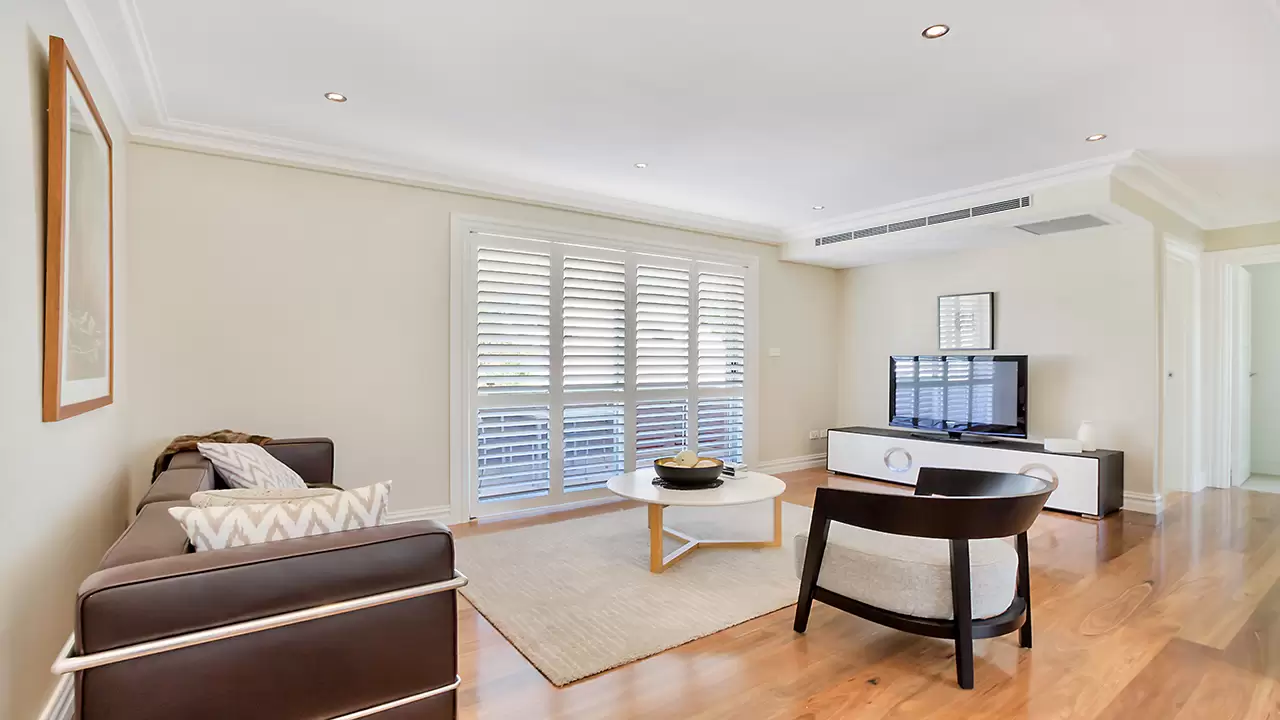 1/46 Clovelly Road, Randwick Leased by Bradfield Badgerfox - image 1