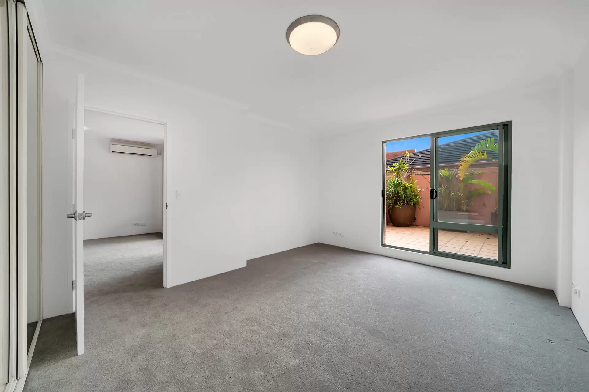 B604/780 Bourke Street, Redfern Leased by Bradfield Badgerfox - image 1