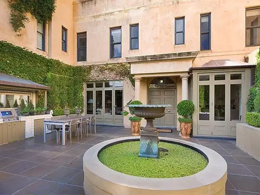 1B Tara Street, Woollahra Sold by Bradfield Badgerfox