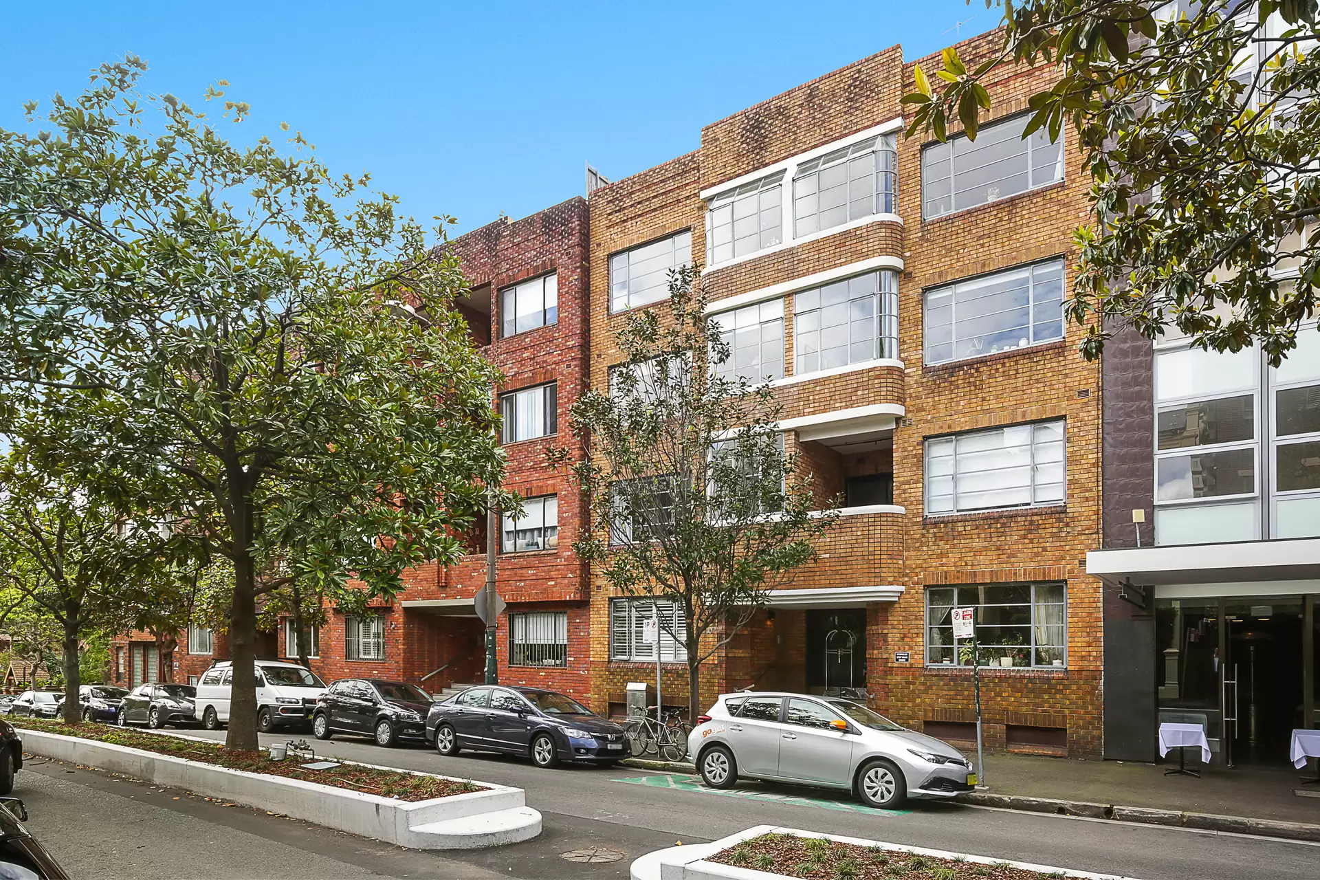 22/10C Challis Avenue, Potts Point Leased by Bradfield Badgerfox - image 1