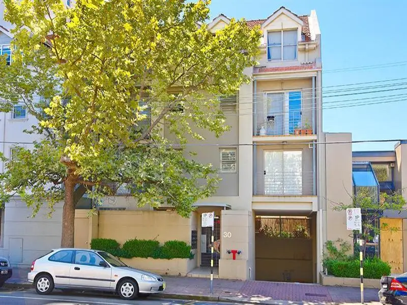 6/30 Ridge Street, North Sydney Sold by Bradfield Badgerfox - image 1