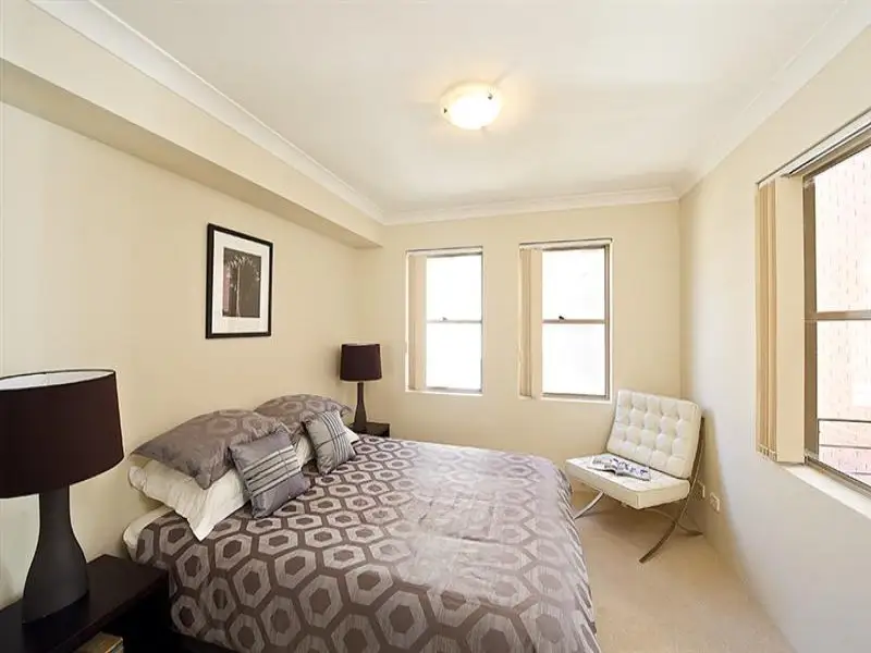 6/30 Ridge Street, North Sydney Sold by Bradfield Badgerfox - image 1