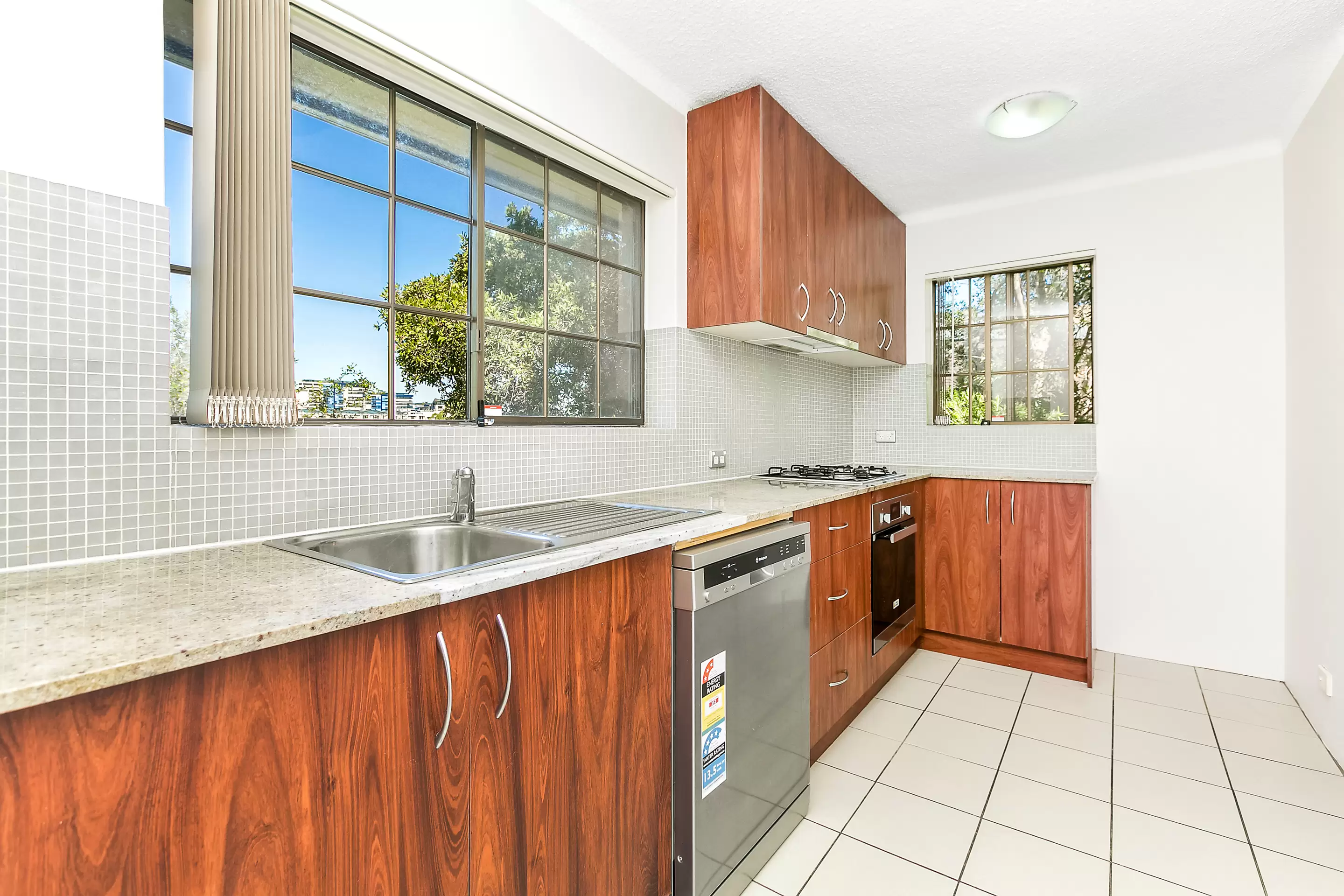 6/20-22 Ross Street, Glebe For Lease by Bradfield Badgerfox - image 1