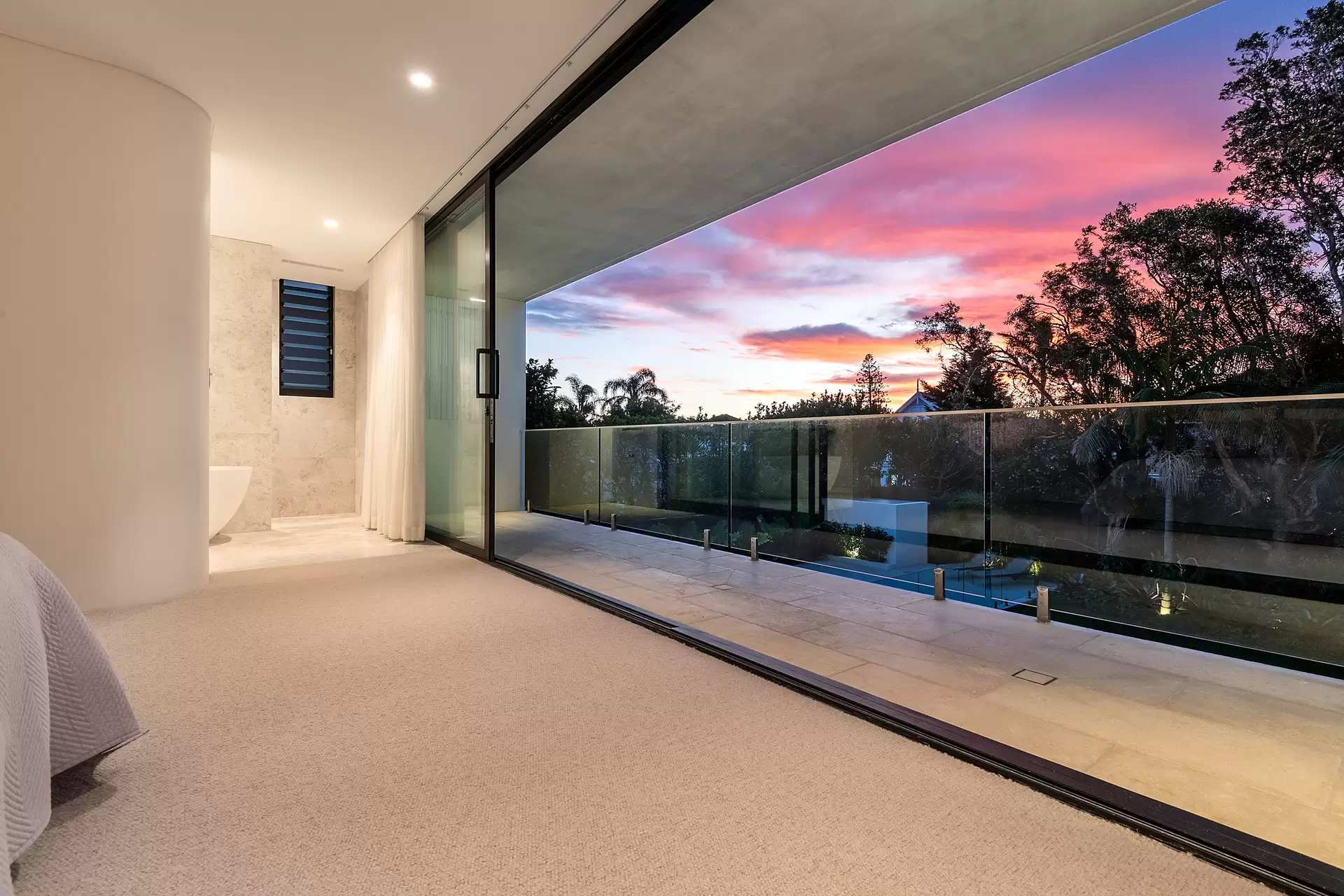 184 Old South Head Road, Vaucluse Sold by Bradfield Badgerfox - image 1
