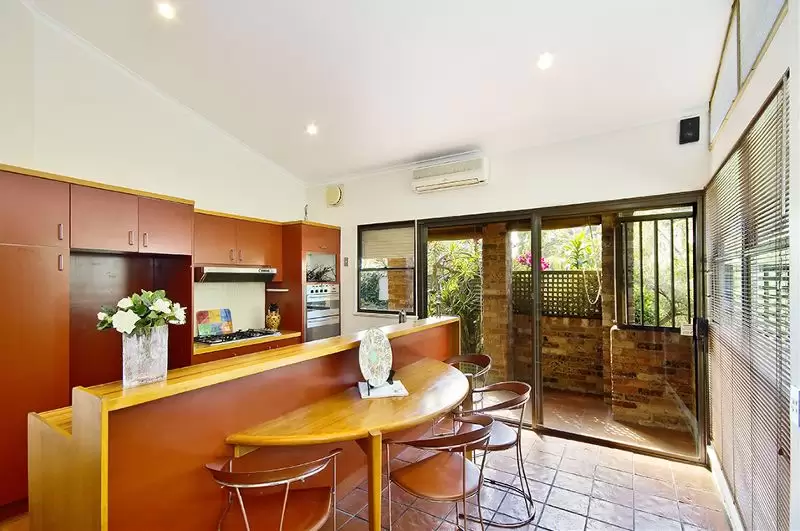 27 Cameron Street, Edgecliff For Lease by Bradfield Badgerfox - image 1