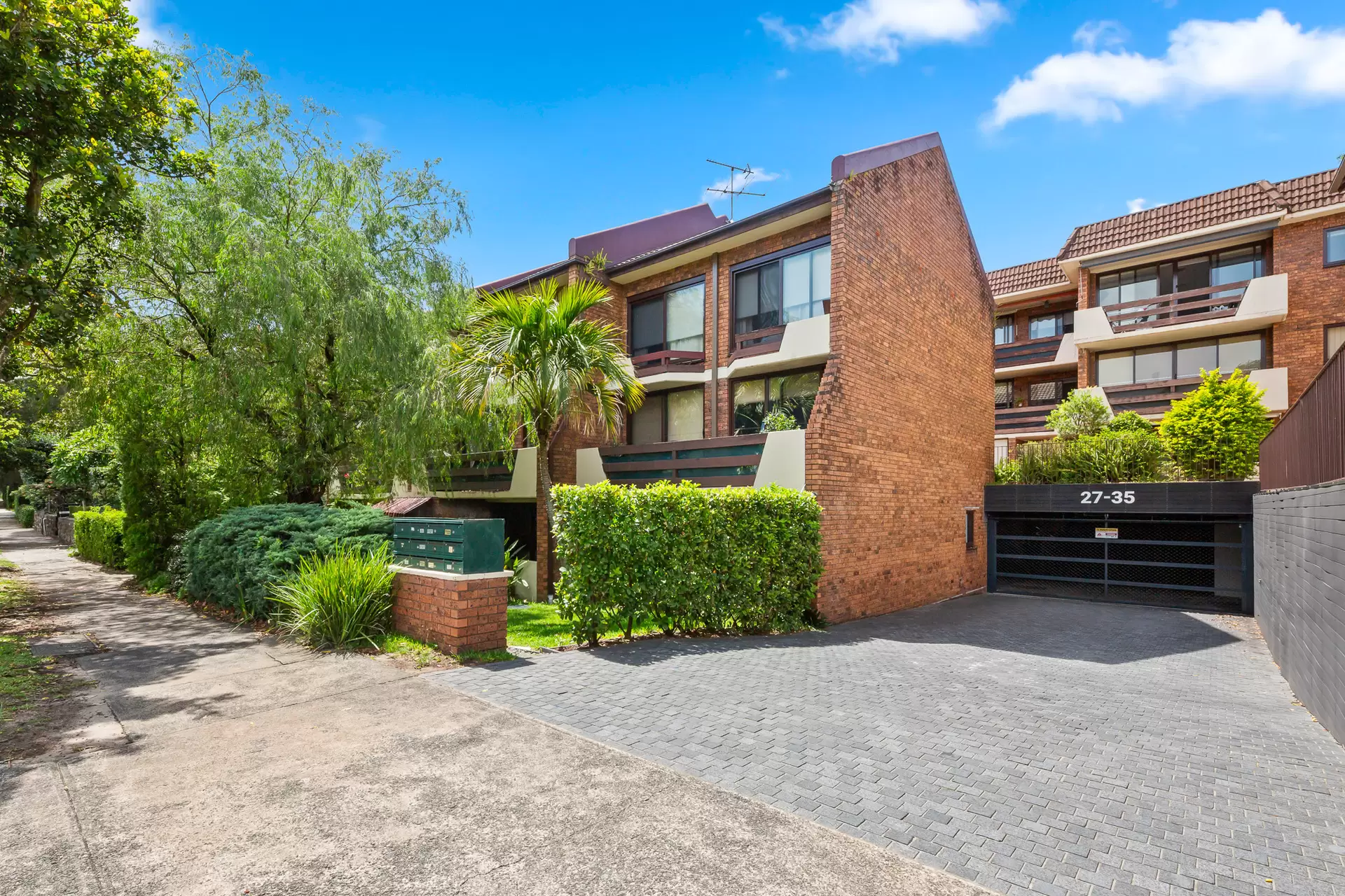 9/27-35 Cook Road, Centennial Park Sold by Bradfield Badgerfox - image 1