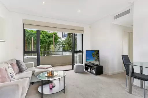 6/117-123 Bronte Road, Bondi Junction Leased by Bradfield Badgerfox