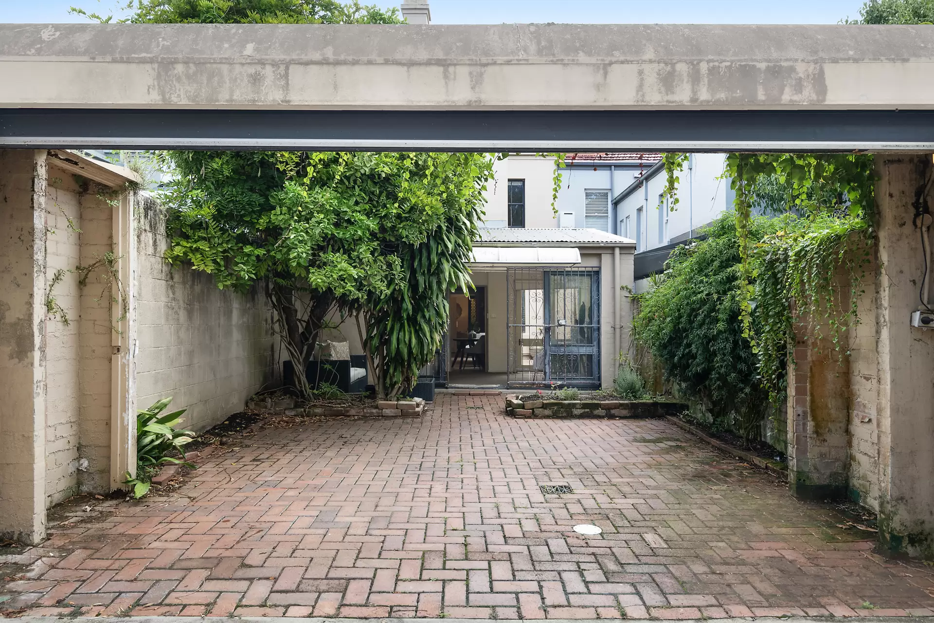 23 Moncur Street, Woollahra Auction by Bradfield Badgerfox - image 1