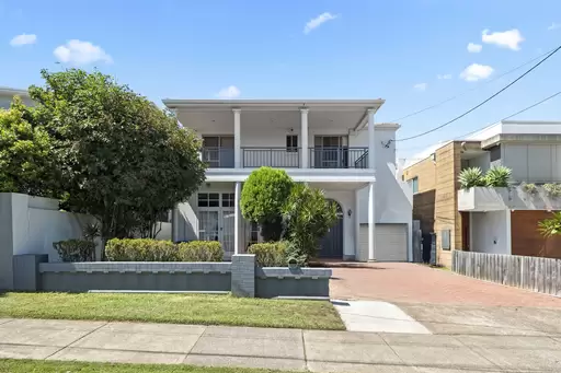 13 Nancy Street, North Bondi Sold by Bradfield Badgerfox