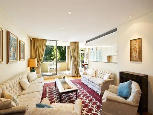 33/47-53 William Street, Double Bay Sold by Bradfield Badgerfox