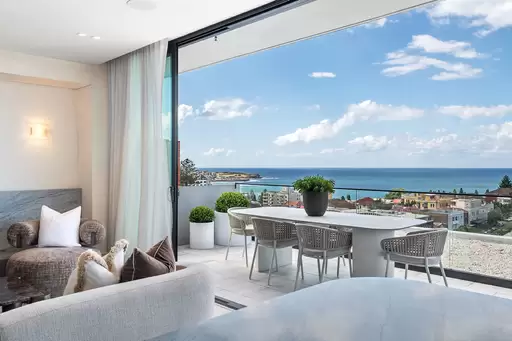 5/160 Brook Street, Coogee Auction by Bradfield Badgerfox
