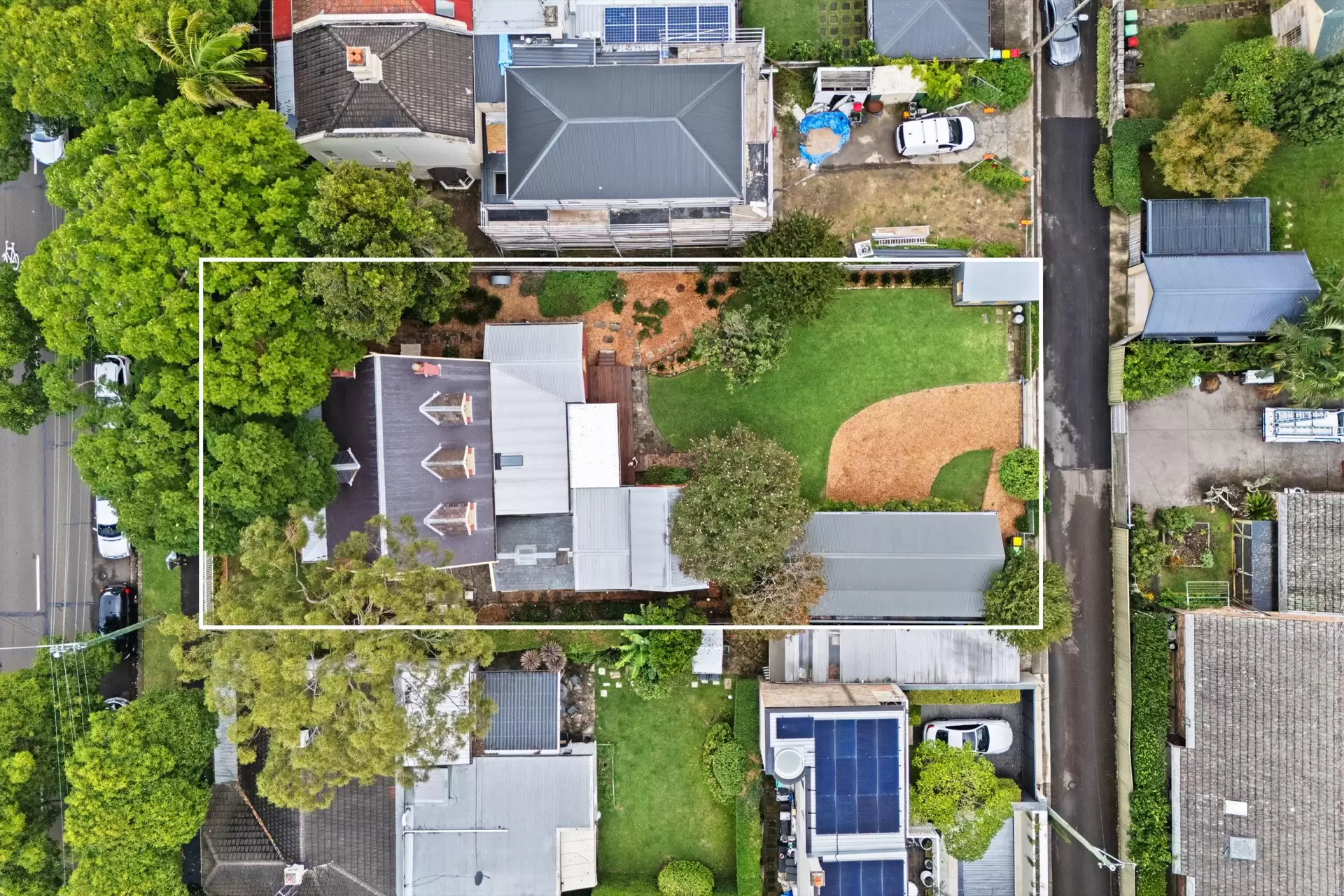 16 Alexandra Street, Hunters Hill Sold by Bradfield Badgerfox - image 1