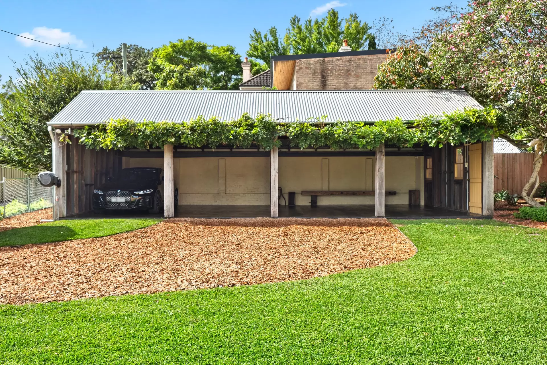 16 Alexandra Street, Hunters Hill Sold by Bradfield Badgerfox - image 1