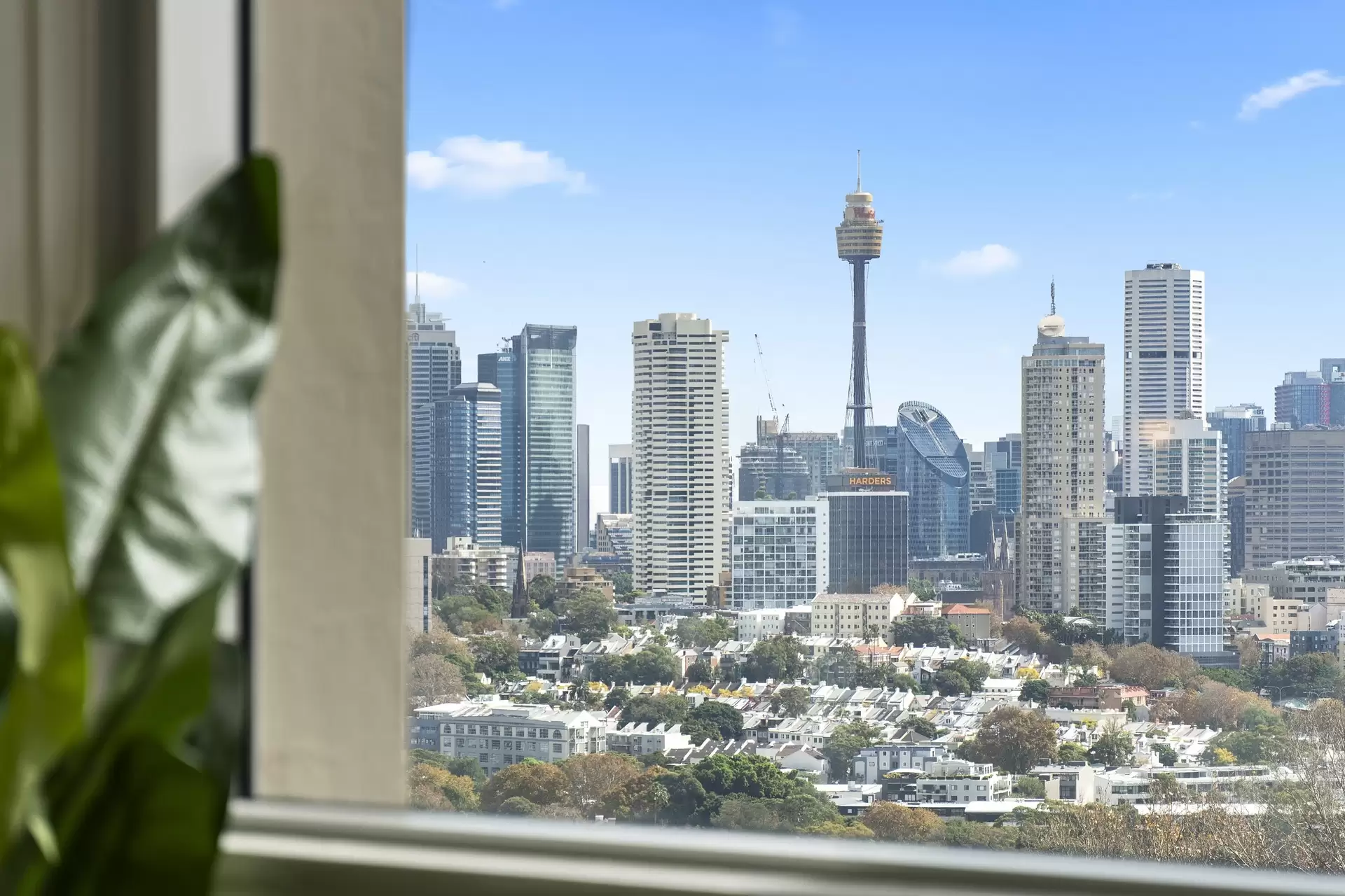 39/8-14 Fullerton Street, Woollahra Sold by Bradfield Badgerfox - image 1
