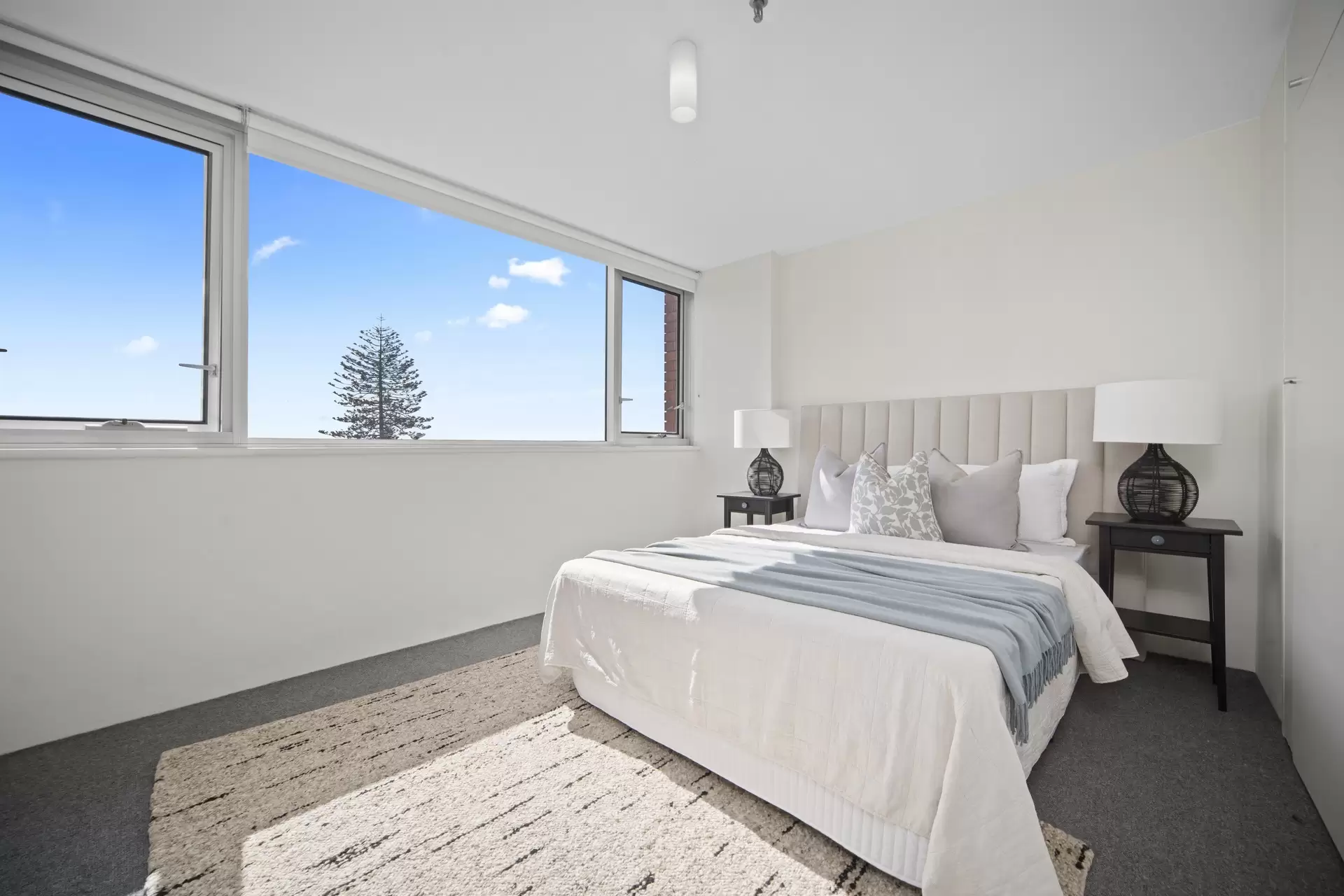 39/8-14 Fullerton Street, Woollahra Sold by Bradfield Badgerfox - image 1