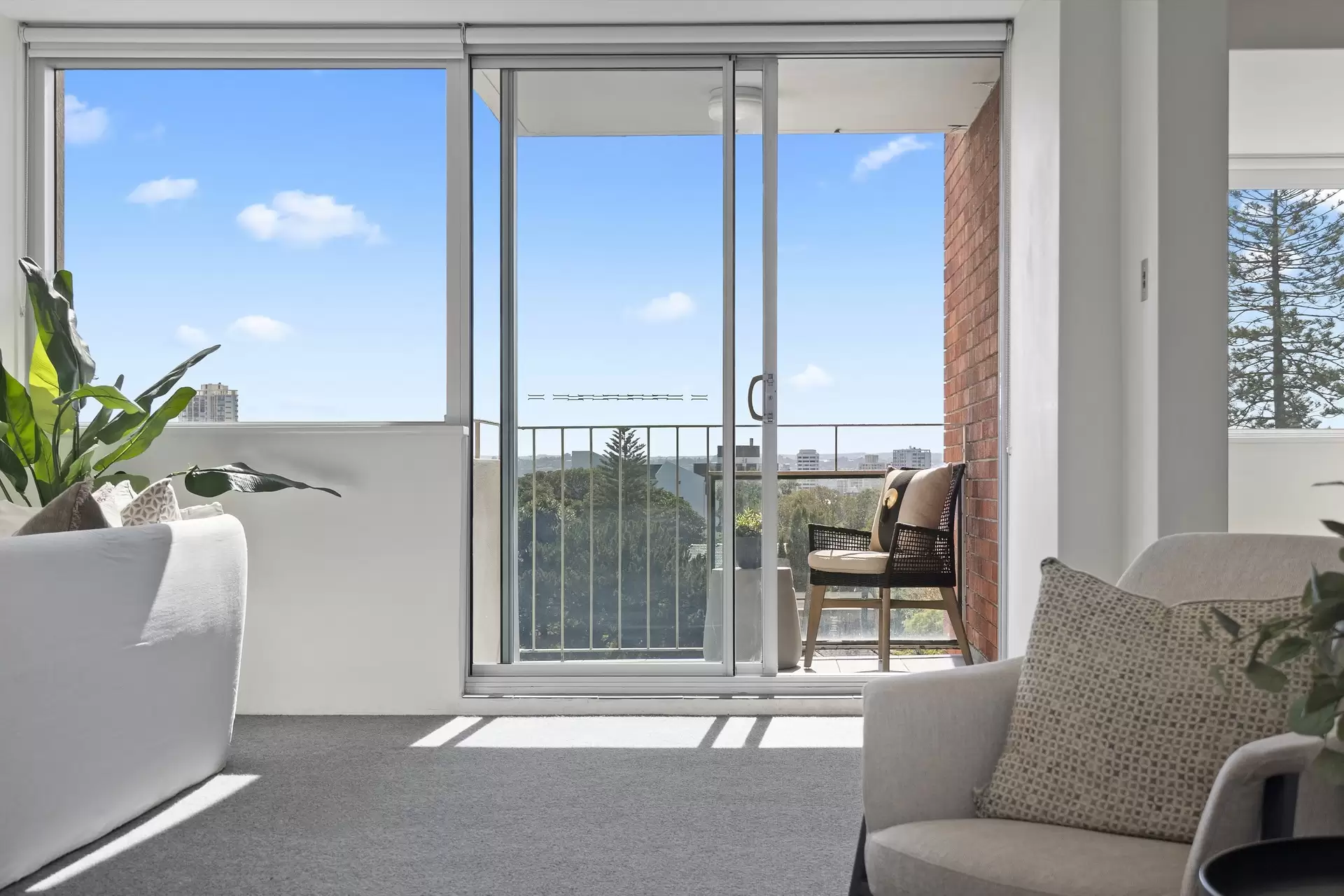 39/8-14 Fullerton Street, Woollahra Sold by Bradfield Badgerfox - image 1