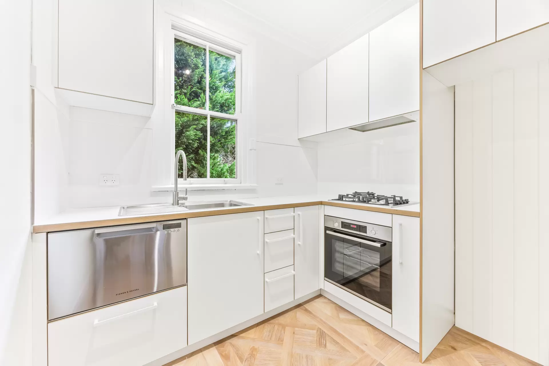 2/58 Cross Street, Double Bay For Lease by Bradfield Badgerfox - image 1