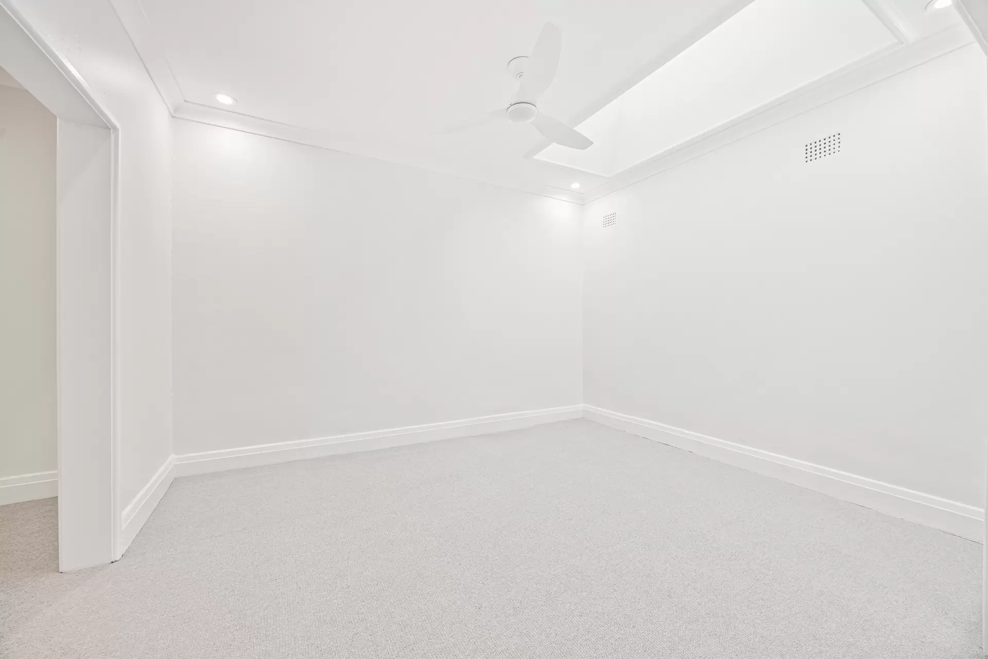 2/58 Cross Street, Double Bay For Lease by Bradfield Badgerfox - image 1