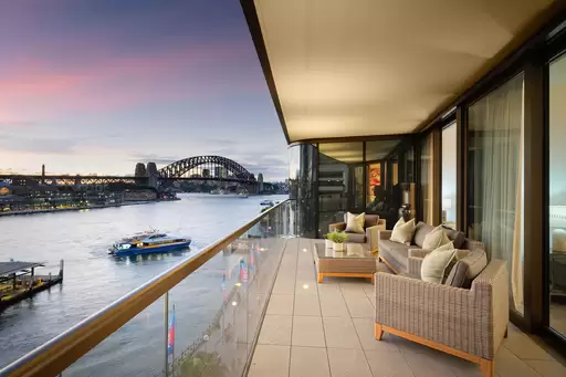 609/71 Macquarie Street, Sydney Auction by Bradfield Badgerfox