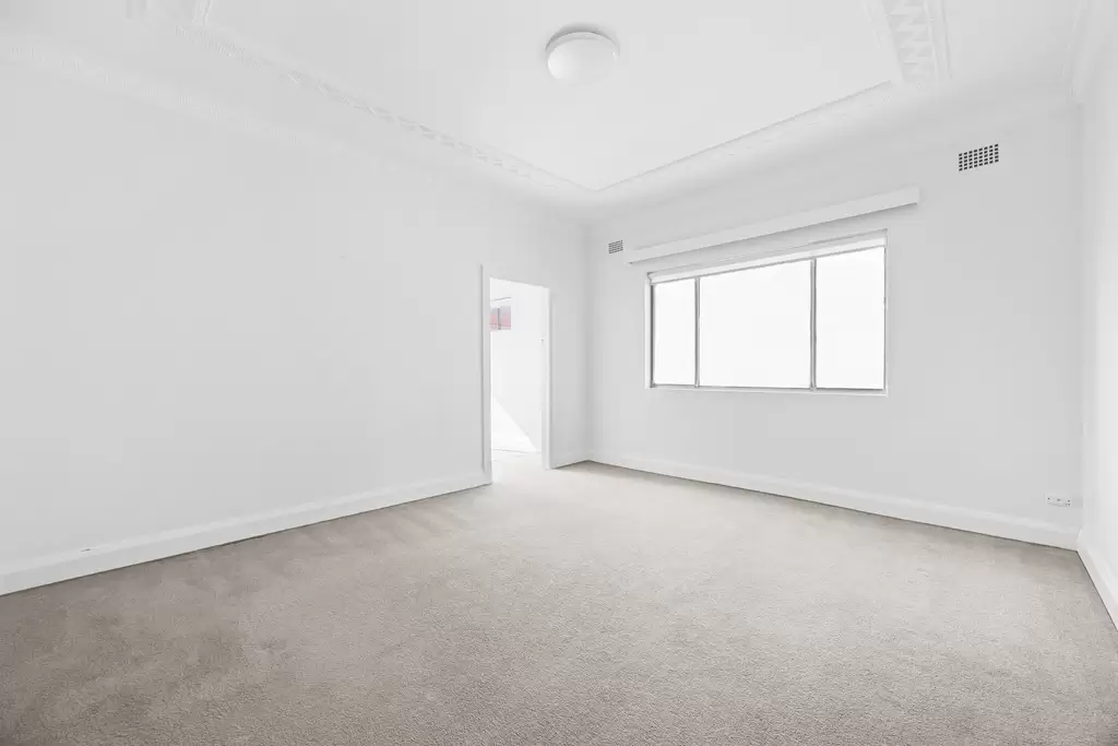 2/68 Blair Street, North Bondi Leased by Bradfield Badgerfox