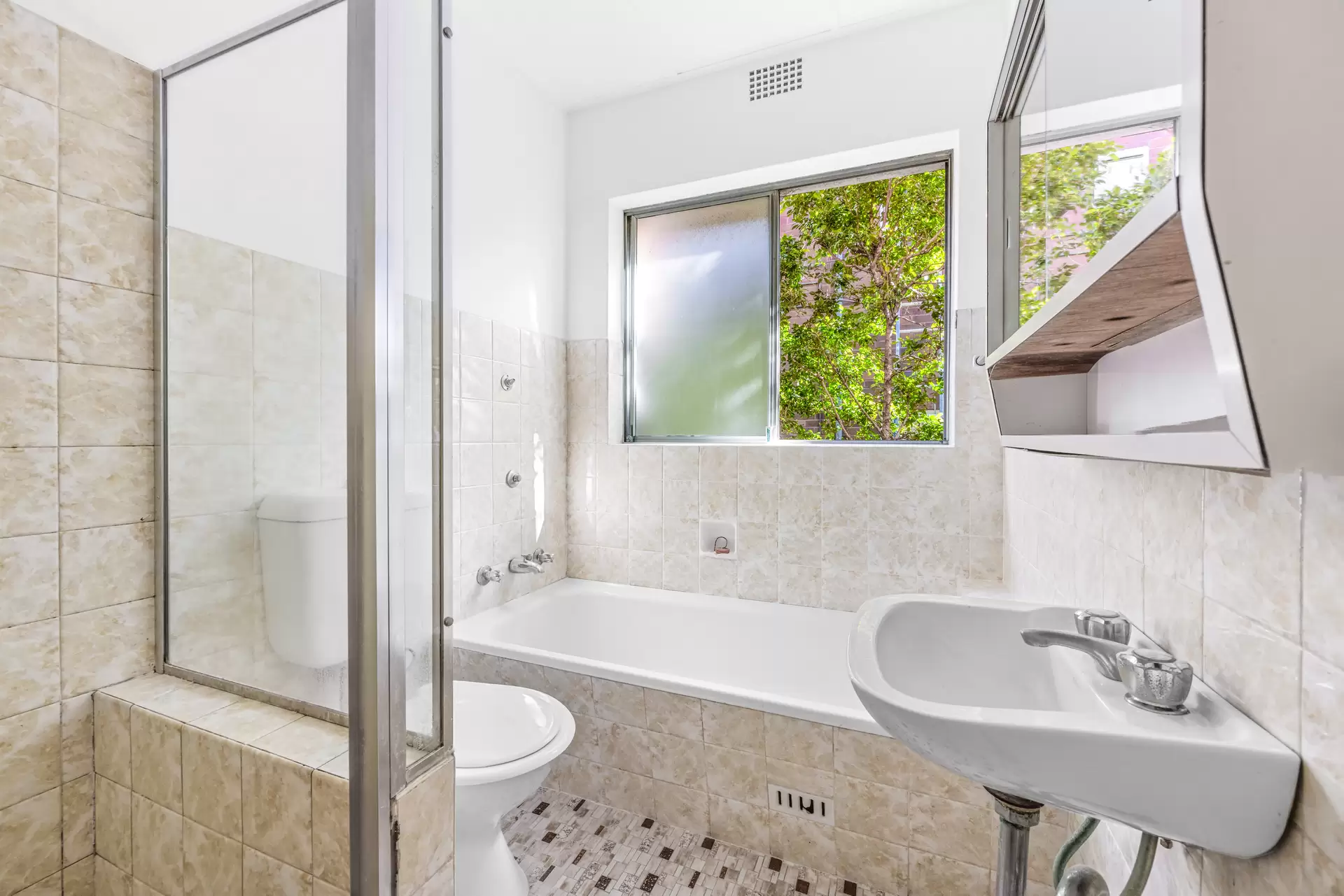 2/68 Blair Street, North Bondi For Lease by Bradfield Badgerfox - image 1