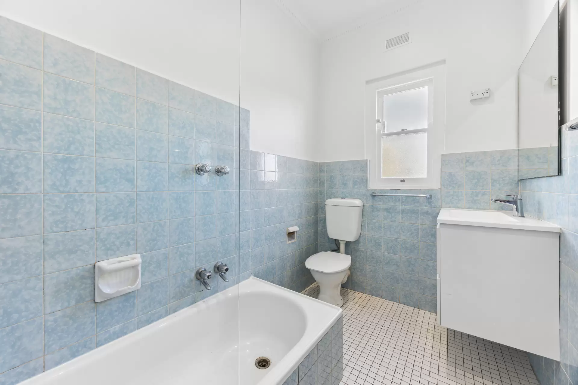 6/70 New South Head Road, Vaucluse For Lease by Bradfield Badgerfox - image 1