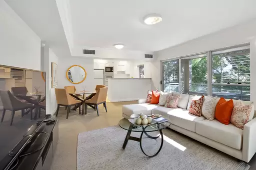 8/17 Newcastle Street, Rose Bay For Lease by Bradfield Badgerfox