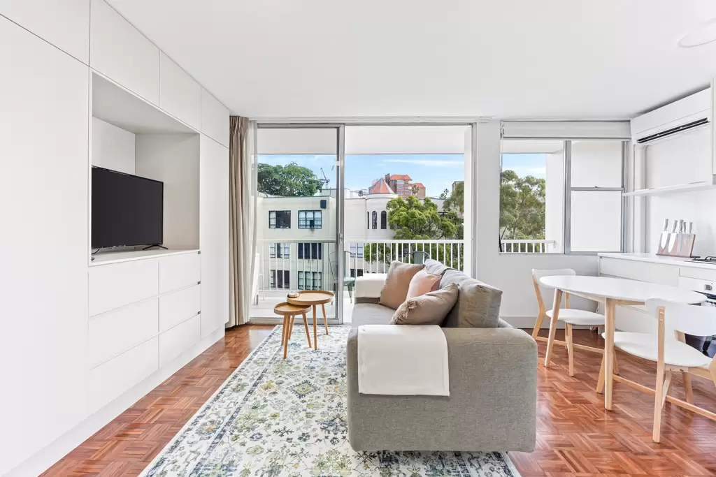 605/74-76 Roslyn Gardens, Rushcutters Bay For Lease by Bradfield Badgerfox