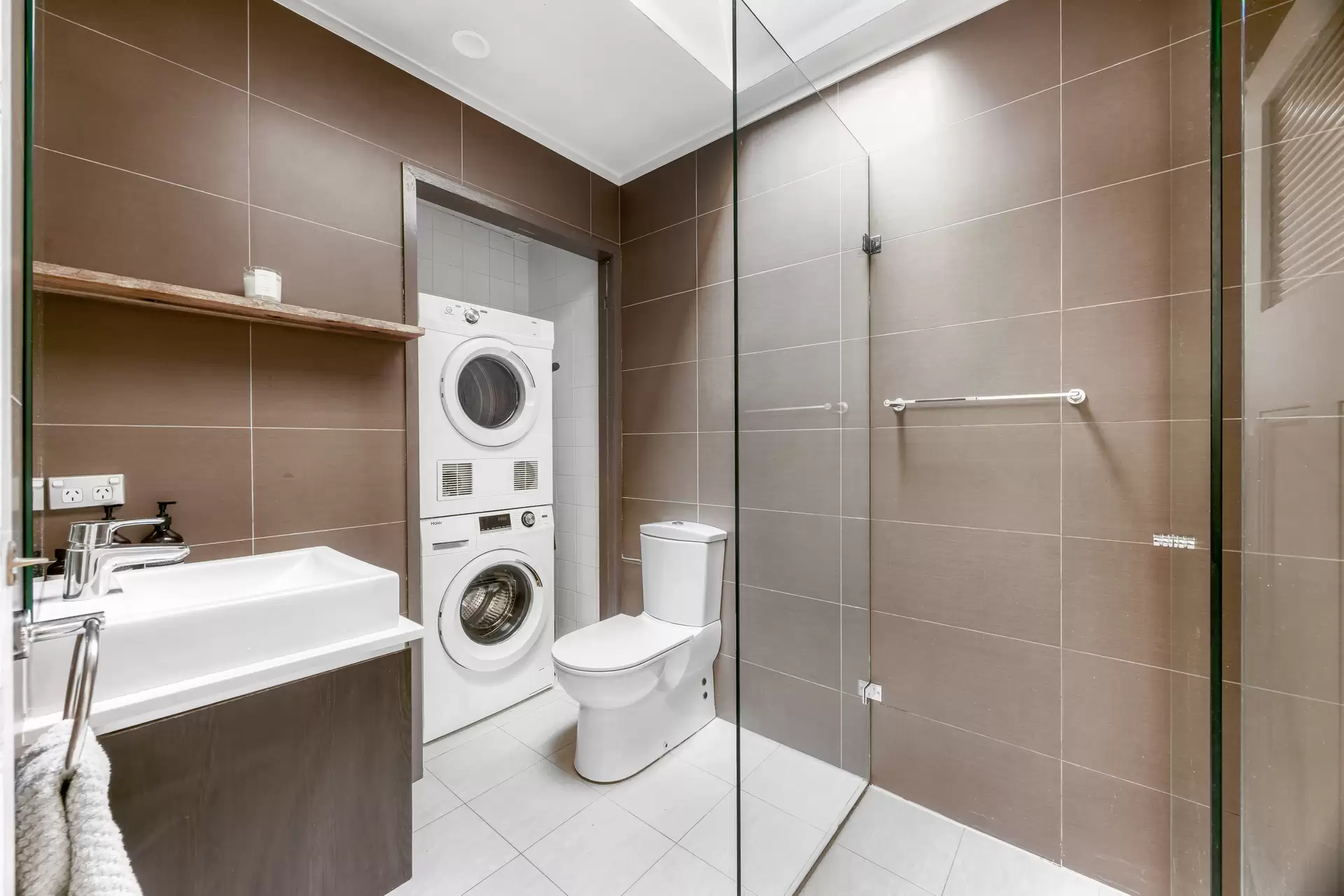 3 McGarvie Street, Paddington For Lease by Bradfield Badgerfox - image 1