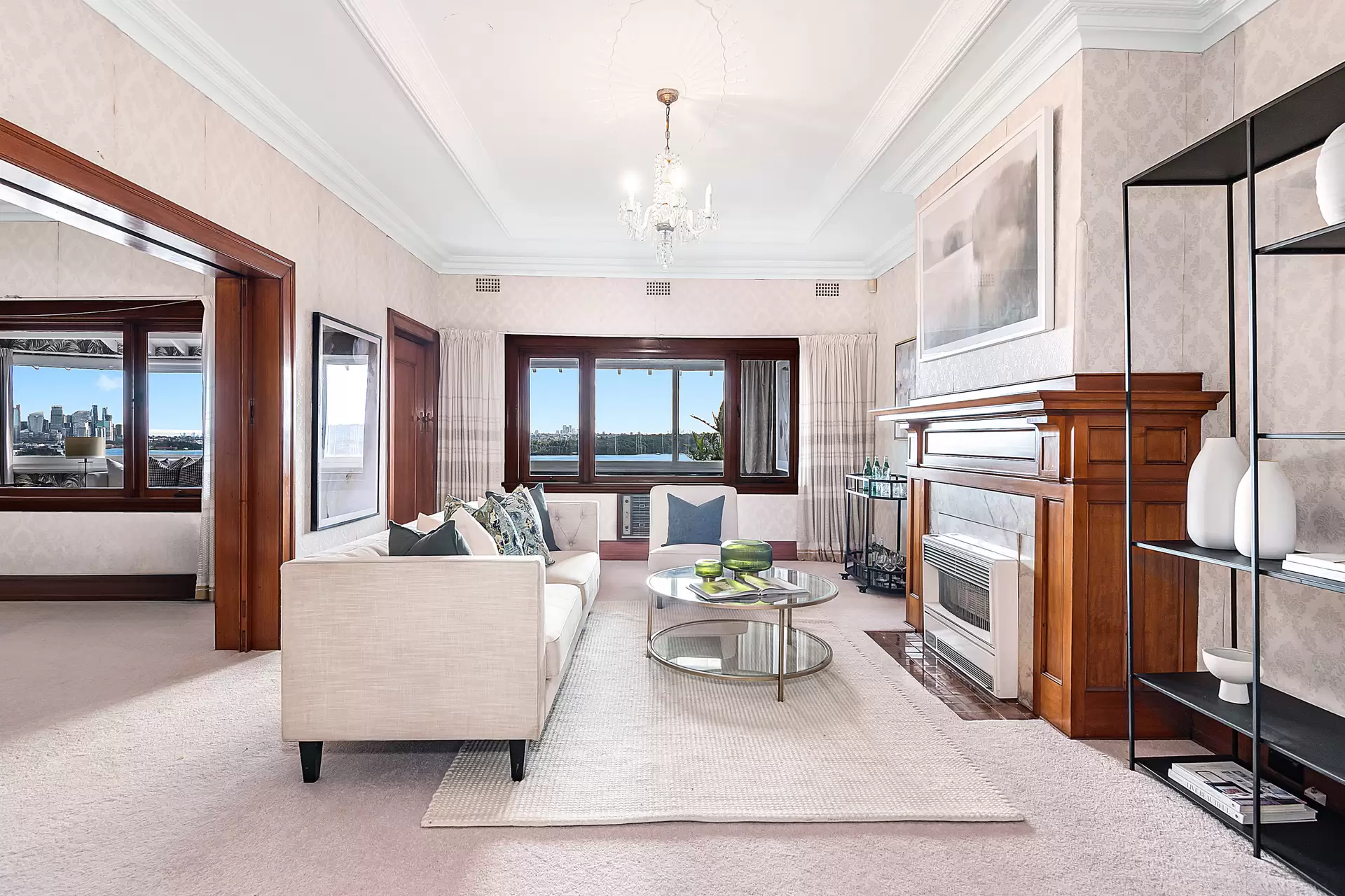 8a New South Head Road, Vaucluse Auction by Bradfield Badgerfox - image 1