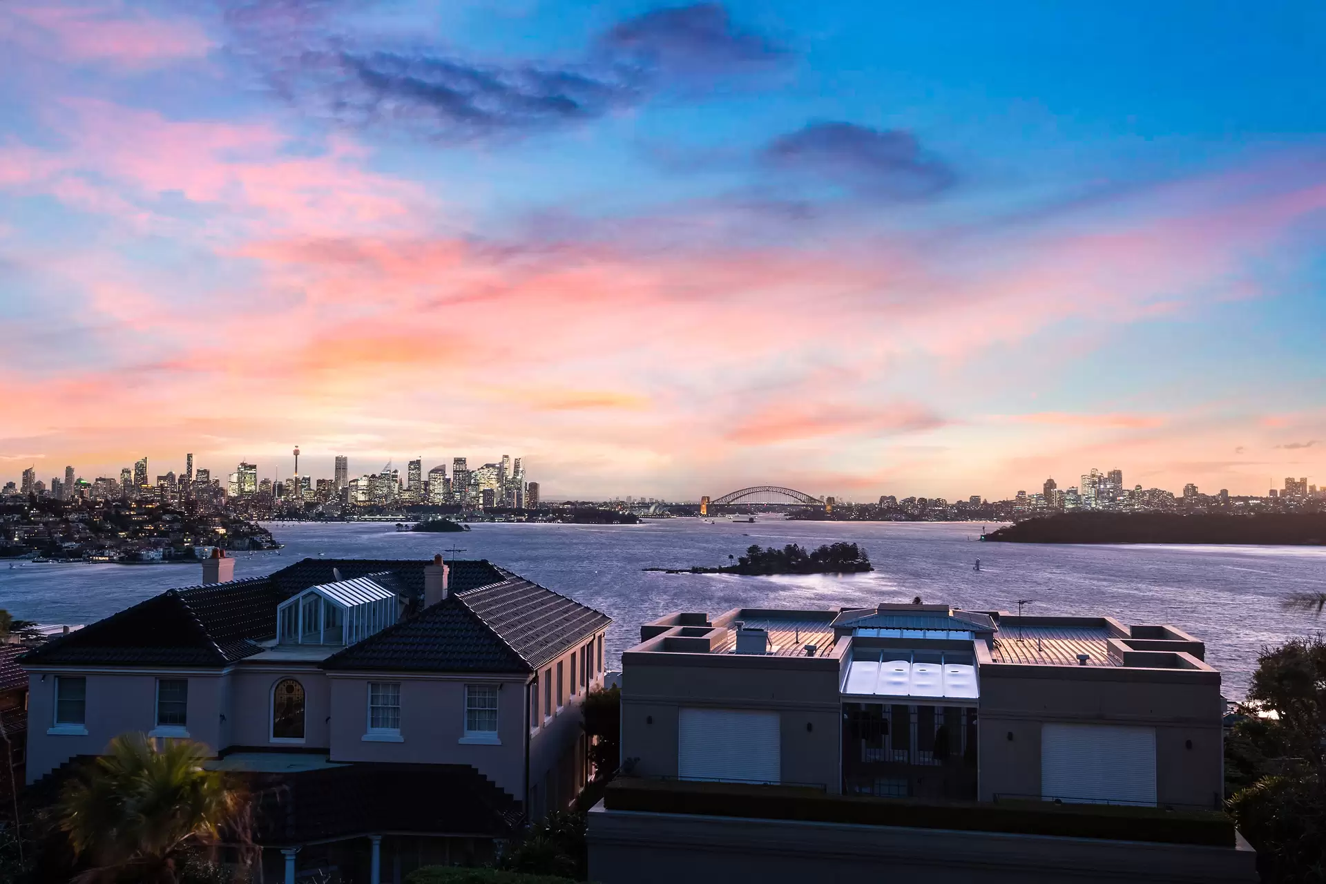8a New South Head Road, Vaucluse Auction by Bradfield Badgerfox - image 1