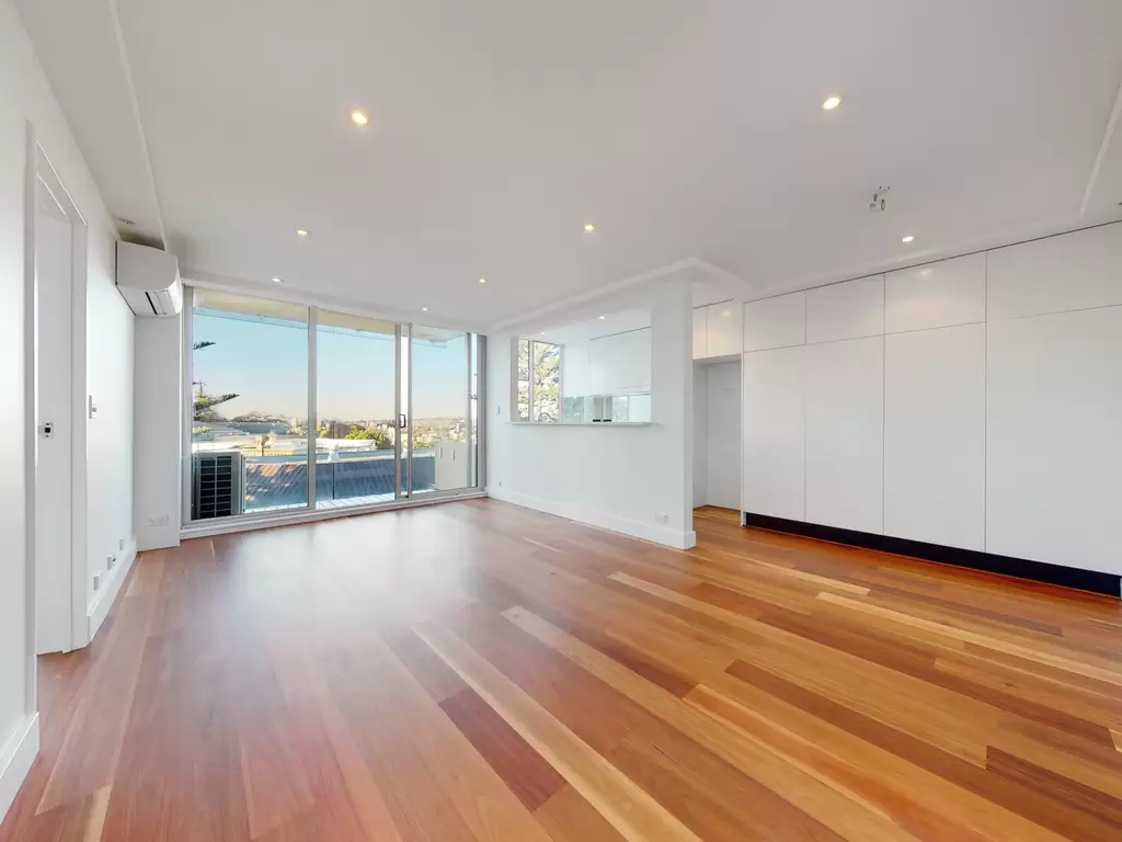 6D/3 DARLING POINT ROAD, Darling Point Leased by Bradfield Badgerfox
