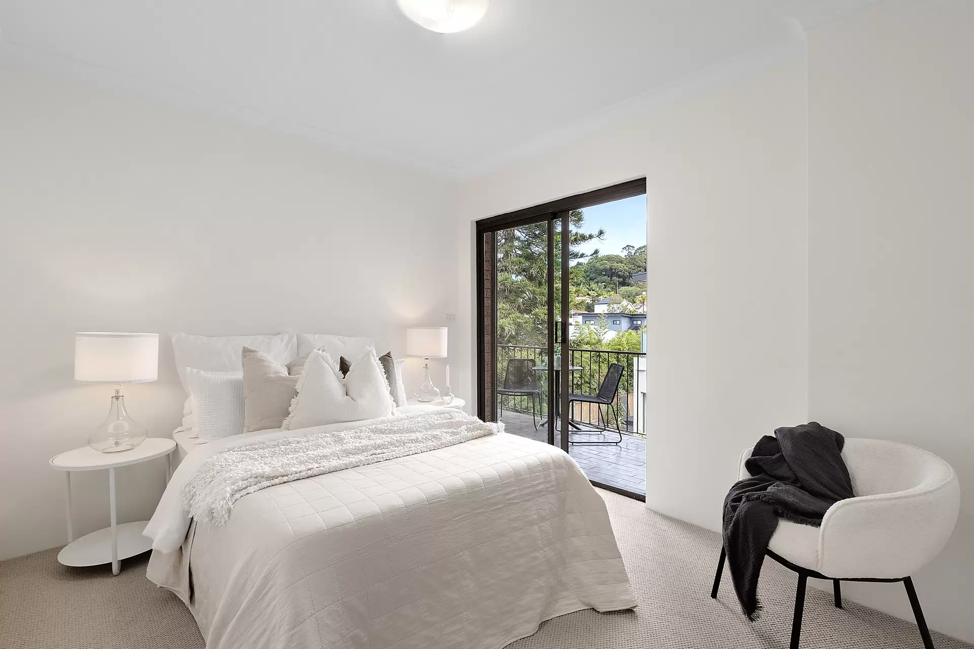 17/29-31 Simpson Street, Bondi Beach Auction by Bradfield Badgerfox - image 1