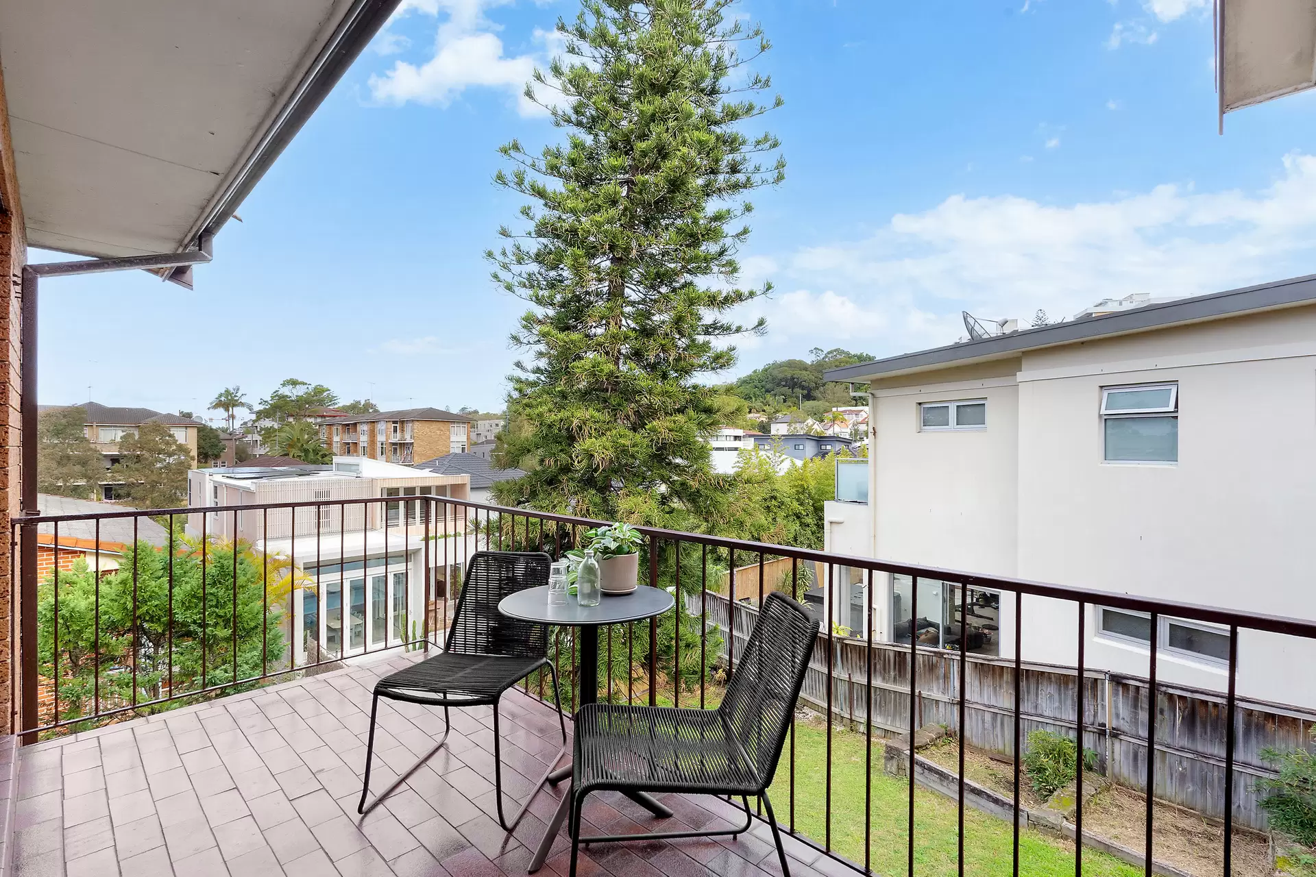 17/29-31 Simpson Street, Bondi Beach Auction by Bradfield Badgerfox - image 1